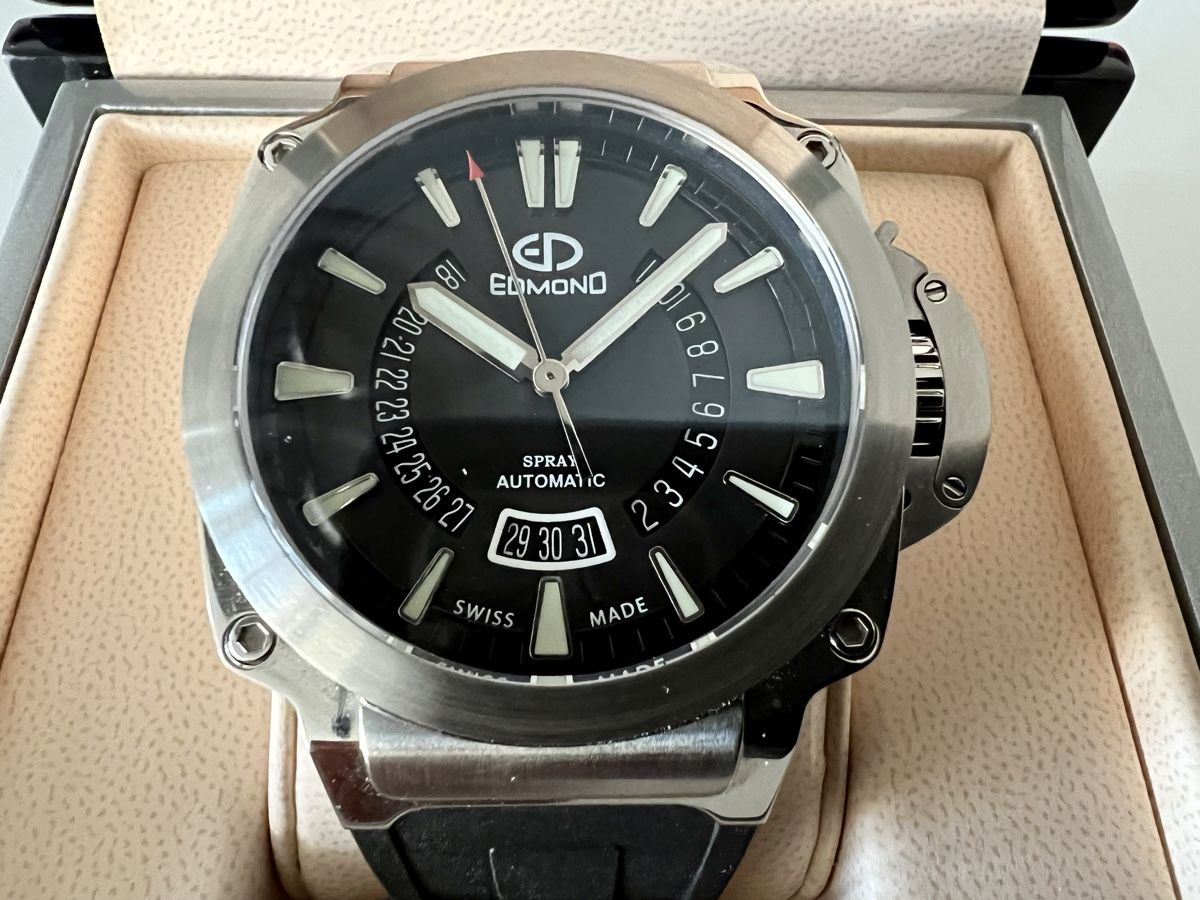 Orologi: EDMOND Spray Automatic, 44mm, Patented crown prot., SRP 1460 – Nuovo e nell'imballaggio originale da Le Mont-sur-Lausanne venduto da LycaGallery 1