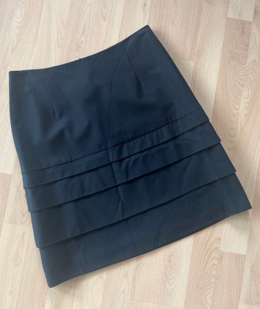 Rock (Jupe) von Comma, black, Gr. 36, wie neu!