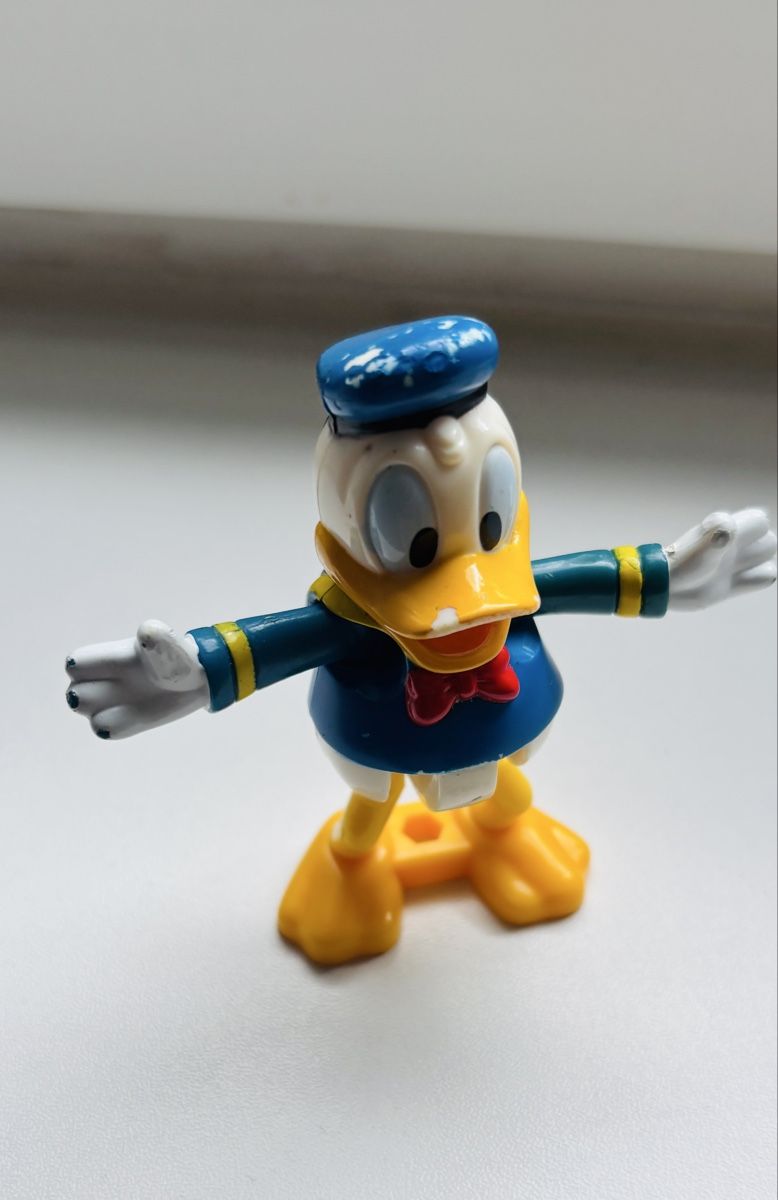 Disney Statuette: Disney Figur Donald Duck 1996 – Usato da Basel venduto da NellyBotti 1
