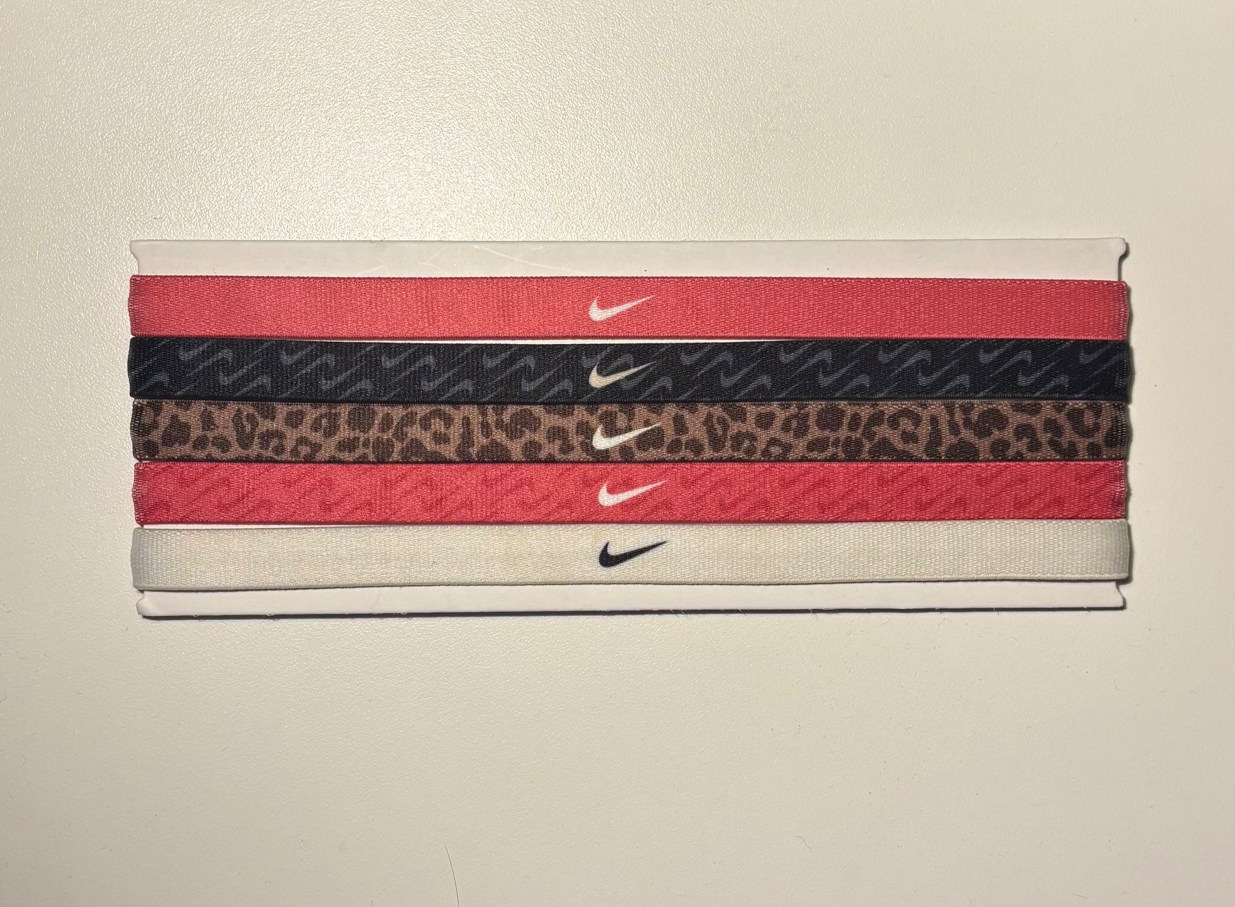 Nike Lotti di vestiti: Nike Stirnbänder, 6 Stk – Usato da Dornach venduto da Fargo27