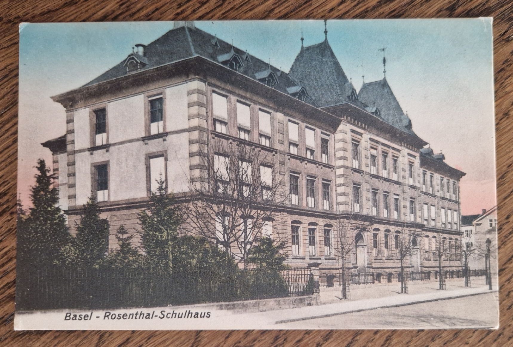 Cartoline postali: Basel Rosenthal-Schulhaus – Usato da Ebikon venduto da Donar50