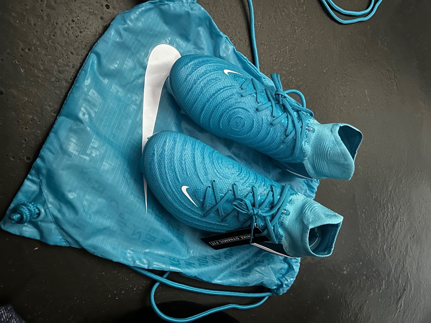 Nike Scarpe da uomo: Fussballschuh Nike Phantom Elite, Grösse 45 – Nuovo (secondo la descrizione) da Bremgarten AG venduto da JOKER_LF7