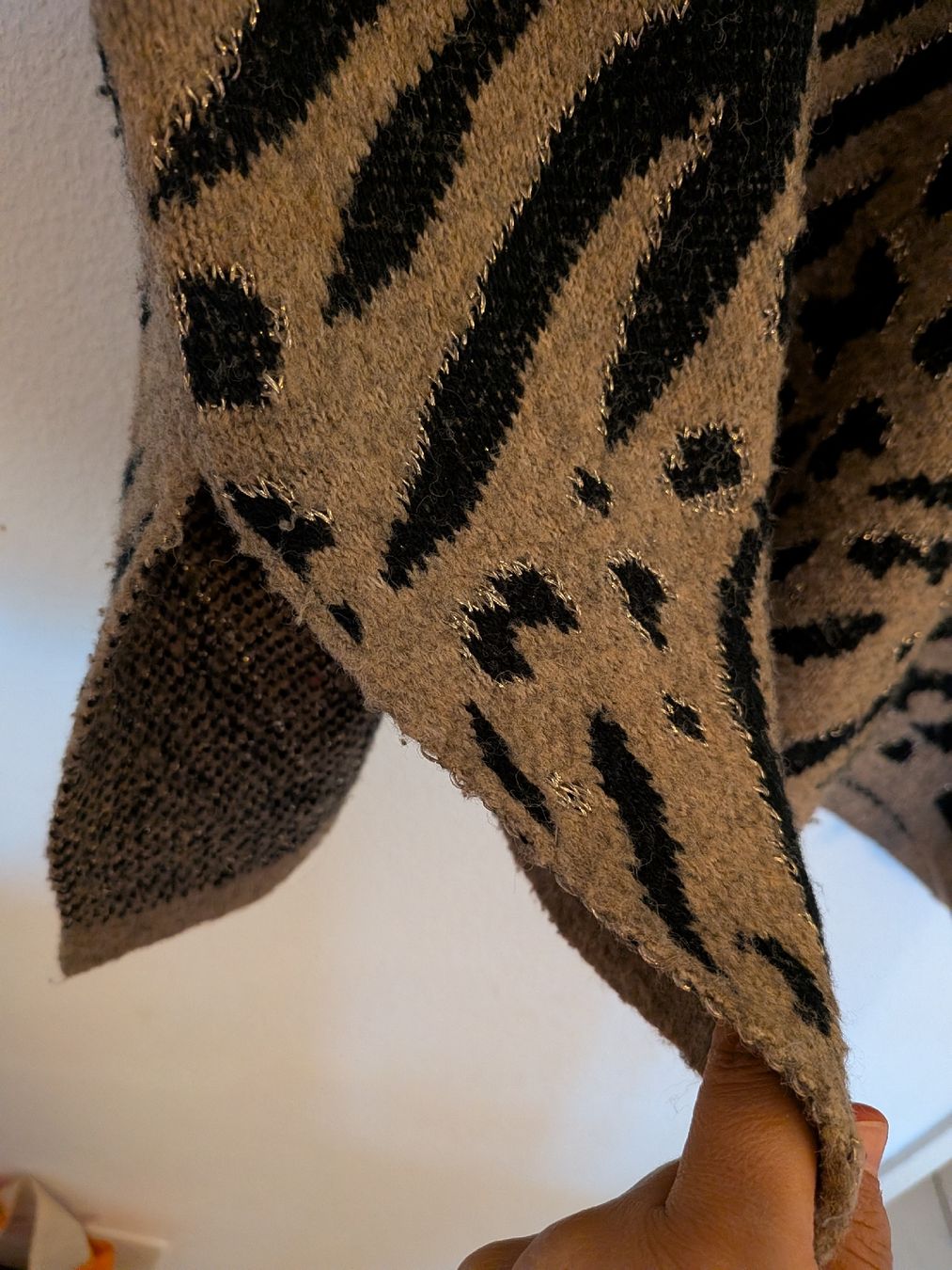Maglioni & Felpe: Gemusterter Strickpullover mit Glitter, one size – Usato da Basel venduto da JJ.Elena 3