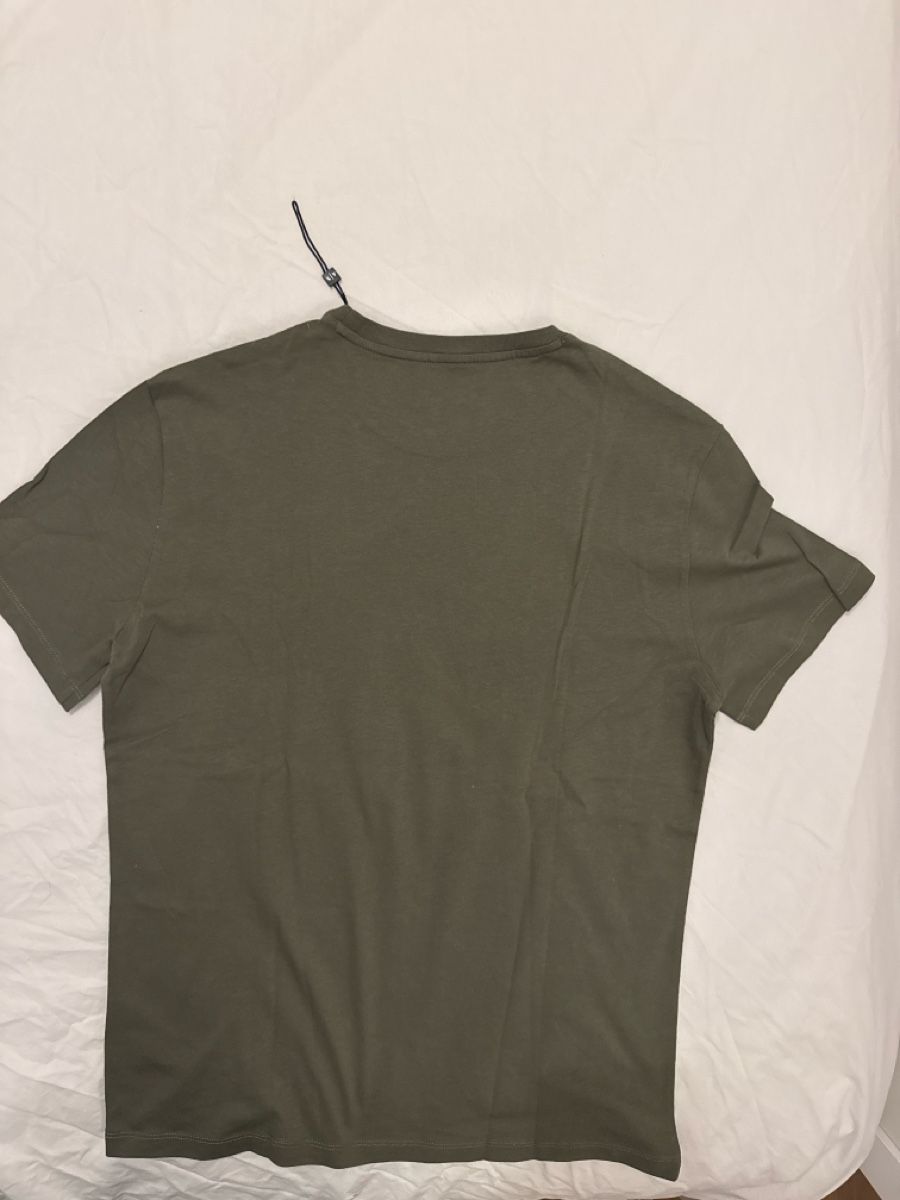 Armani T-shirt: T-shirt Armani Exchange kaki,  - Taille S – Nuovo (secondo la descrizione) da Dübendorf venduto da nbsaiso 2
