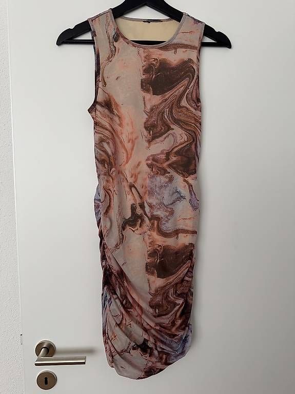 Robes: Kleid Grösse XS/S  – D'occasion à Oberbüren par dijbdn
