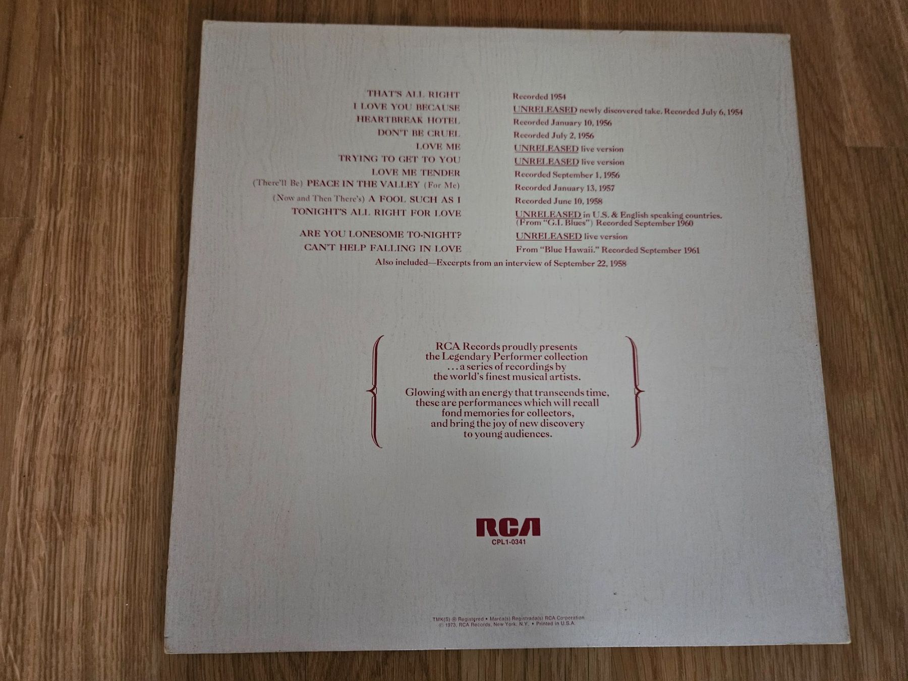 Dischi in vinile: Elvis Volume 1 - A Legendary Performer – Usato da Liestal venduto da tower01 1
