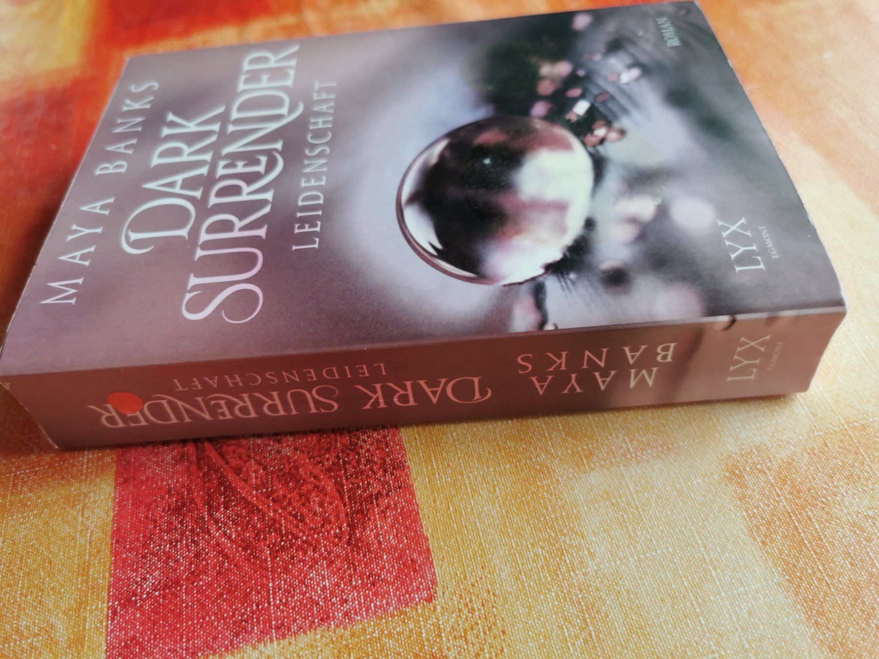 Libri: Maya Banks, Dark Surrender "Leidenschaft" – Usato da Kölliken venduto da mar5742 2