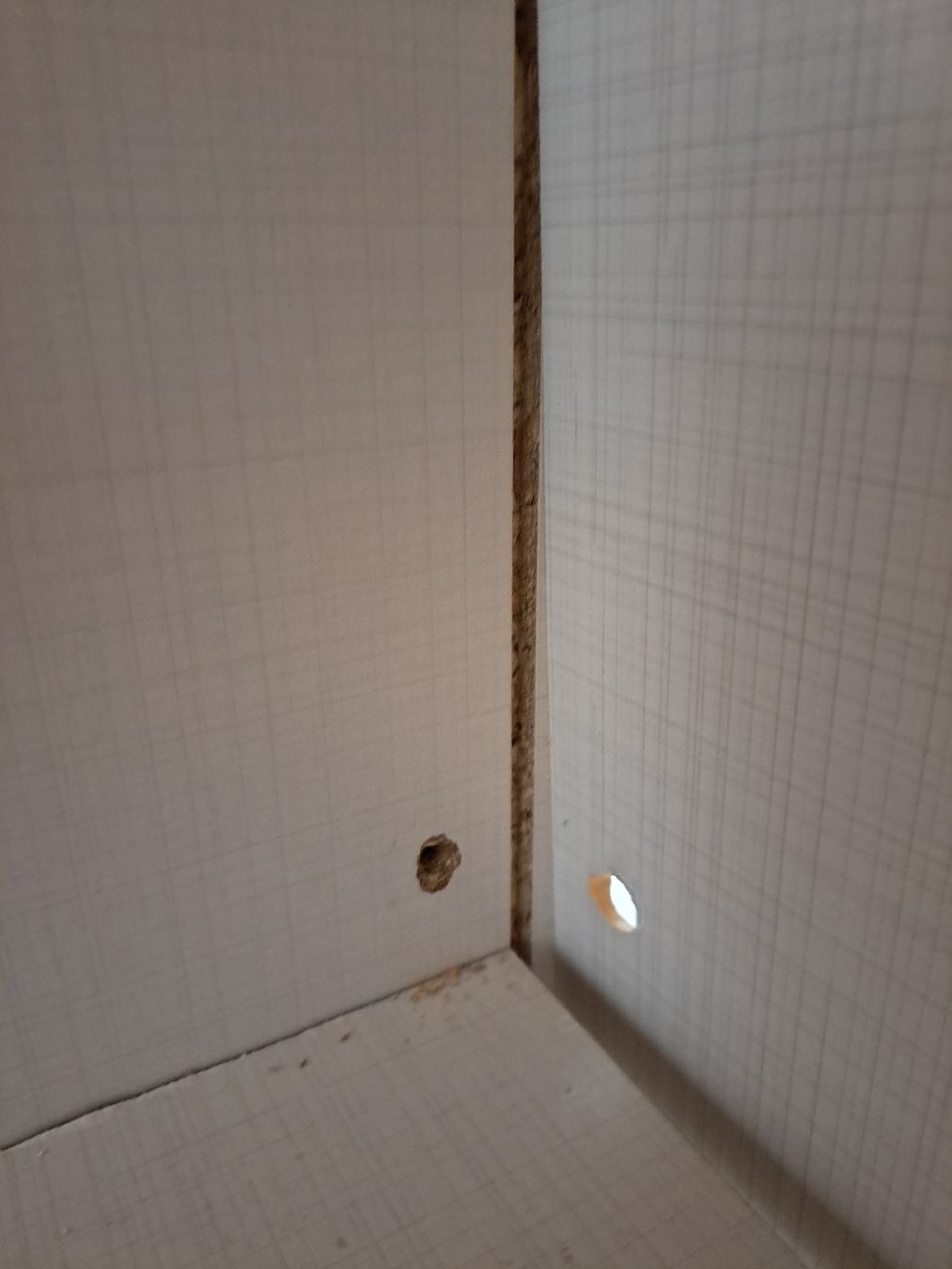 Armadi: 2-türiger Schiebeschrank – Usato da Beringen venduto da Fluegue 5