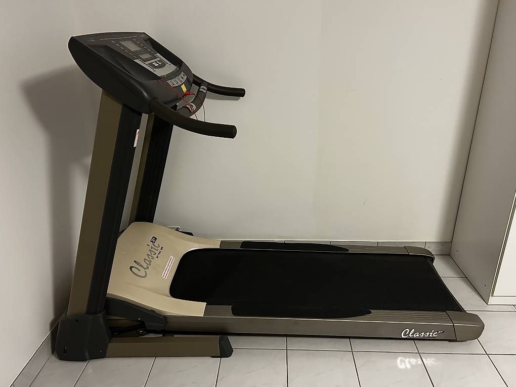 Hometrainer: Tunturi treadmill Classic 3.0 – Usato da Bogis-Bossey venduto da jhenckaerts