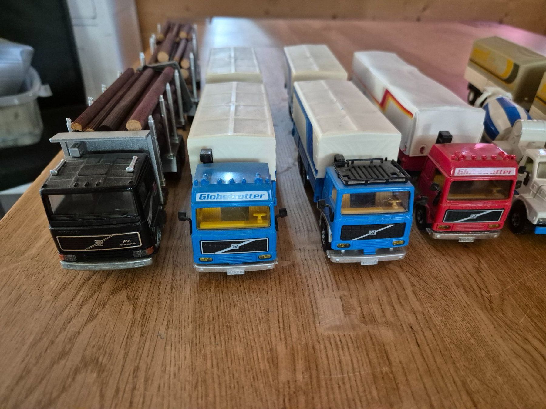 Scania Modellbausätze & Standmodelle: Volvo Scania – Gebraucht aus Erlenbach i. S. von Hp623 3