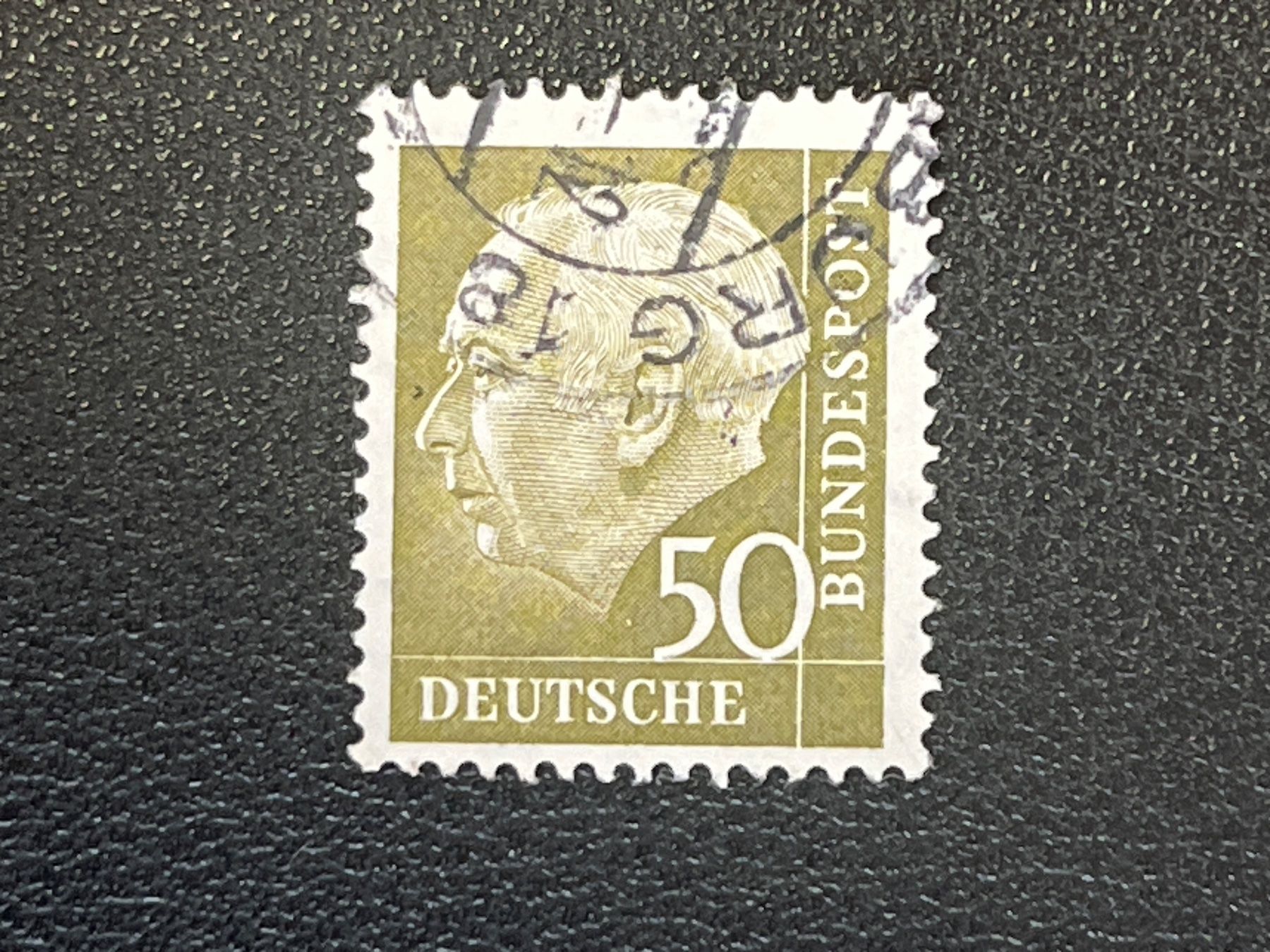 Alle Briefmarken: Deutschland Briefmarke – Gebraucht aus Chiasso von AzenYa