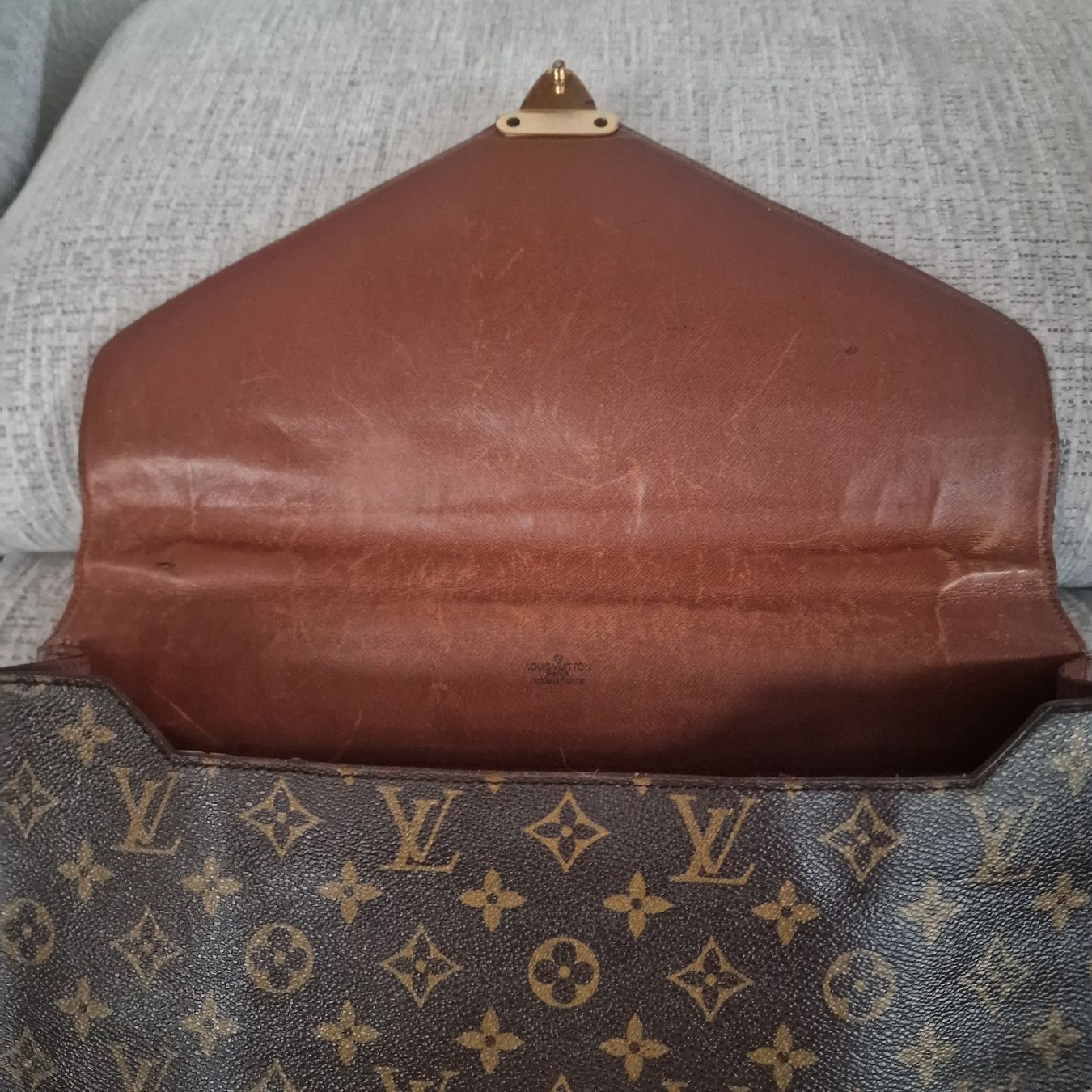 Louis Vuitton Valigie & Borse: Louis Vuitton Serviette Ambassadeur - mit Schultergurt – Usato da Effretikon venduto da 84CK 4