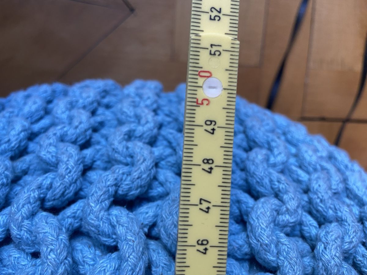 Sgabelli: Sitzhocker gestrickt hellblau rund Durchmesser 50 cm – Usato da Zürich venduto da Unique2400 4