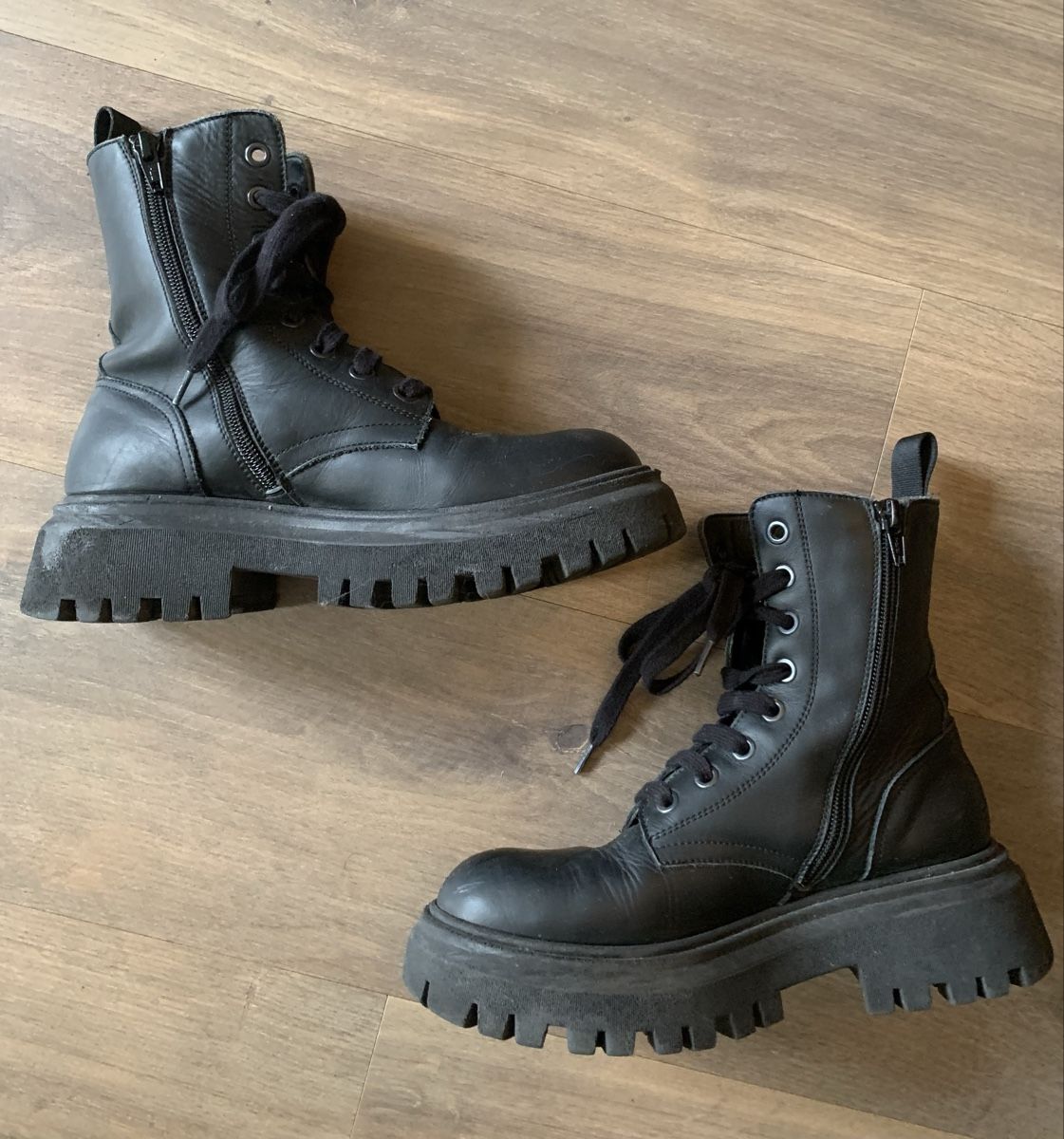 MSGM Scarpe da uomo: MSGM Stiefeletten 35 – Usato da Unterseen venduto da jpowers1971 1