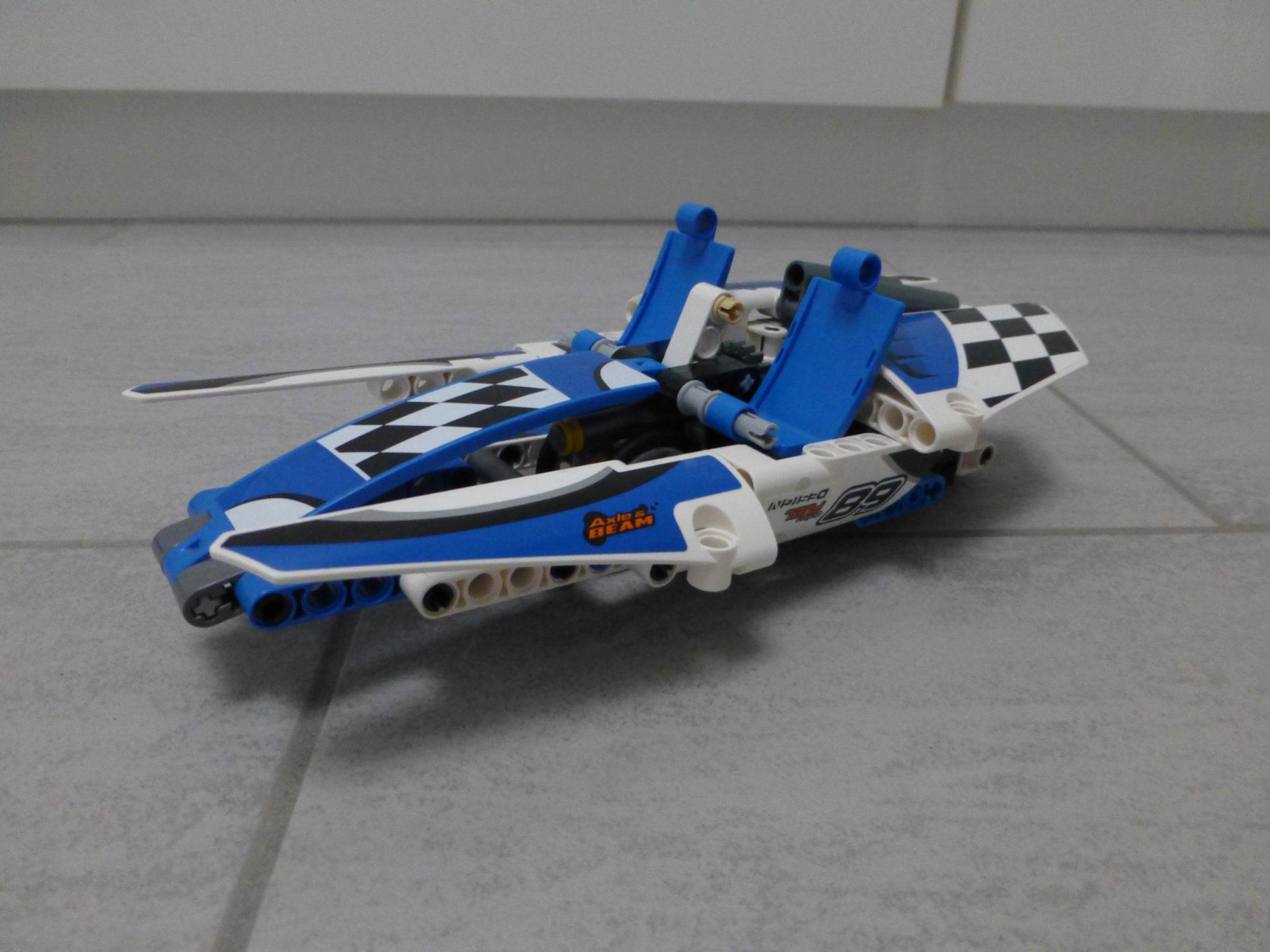 Technics Baukästen: LEGO Technic Hydroplane Racer 42045 – Gebraucht aus Grenchen von Bobatsch 4