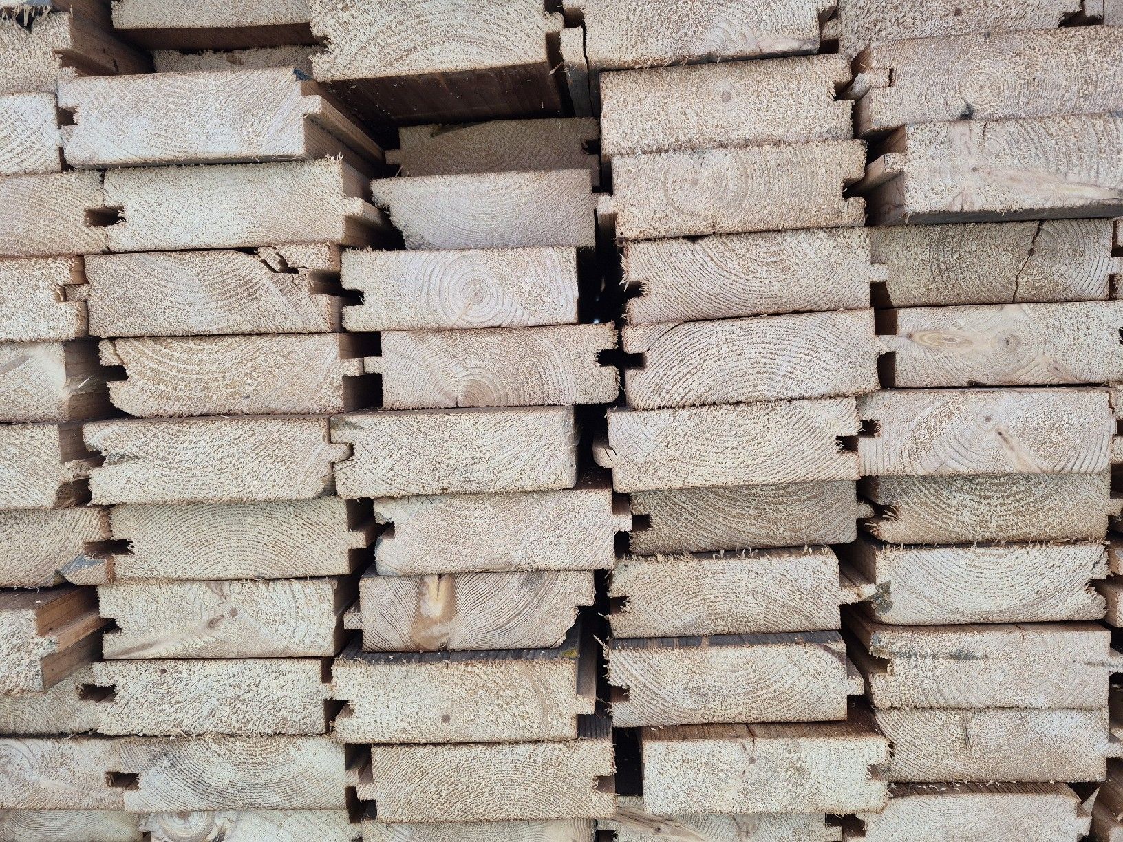 Articoli in legno: Brennholz  – Usato da Teufenthal AG venduto da ChT. 4