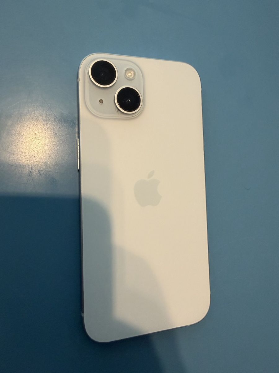Apple Telefoni cellulari / Smartphones: iPhone 15 / weiss / 82% / 128 GB – Usato da Uerzlikon venduto da traumzentrale 5