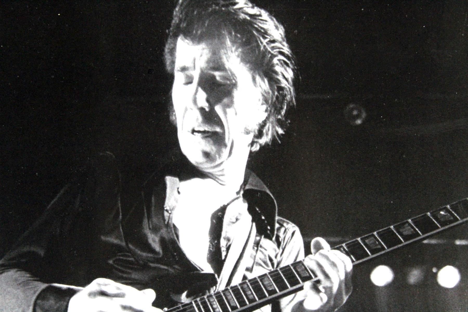 Controller: LINK WRAY: Rumble Man – Gebraucht aus Bern von kultiges