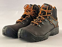 Chaussures de sécurité Cofra ROM1 size41 + gratuite 2 TShirt