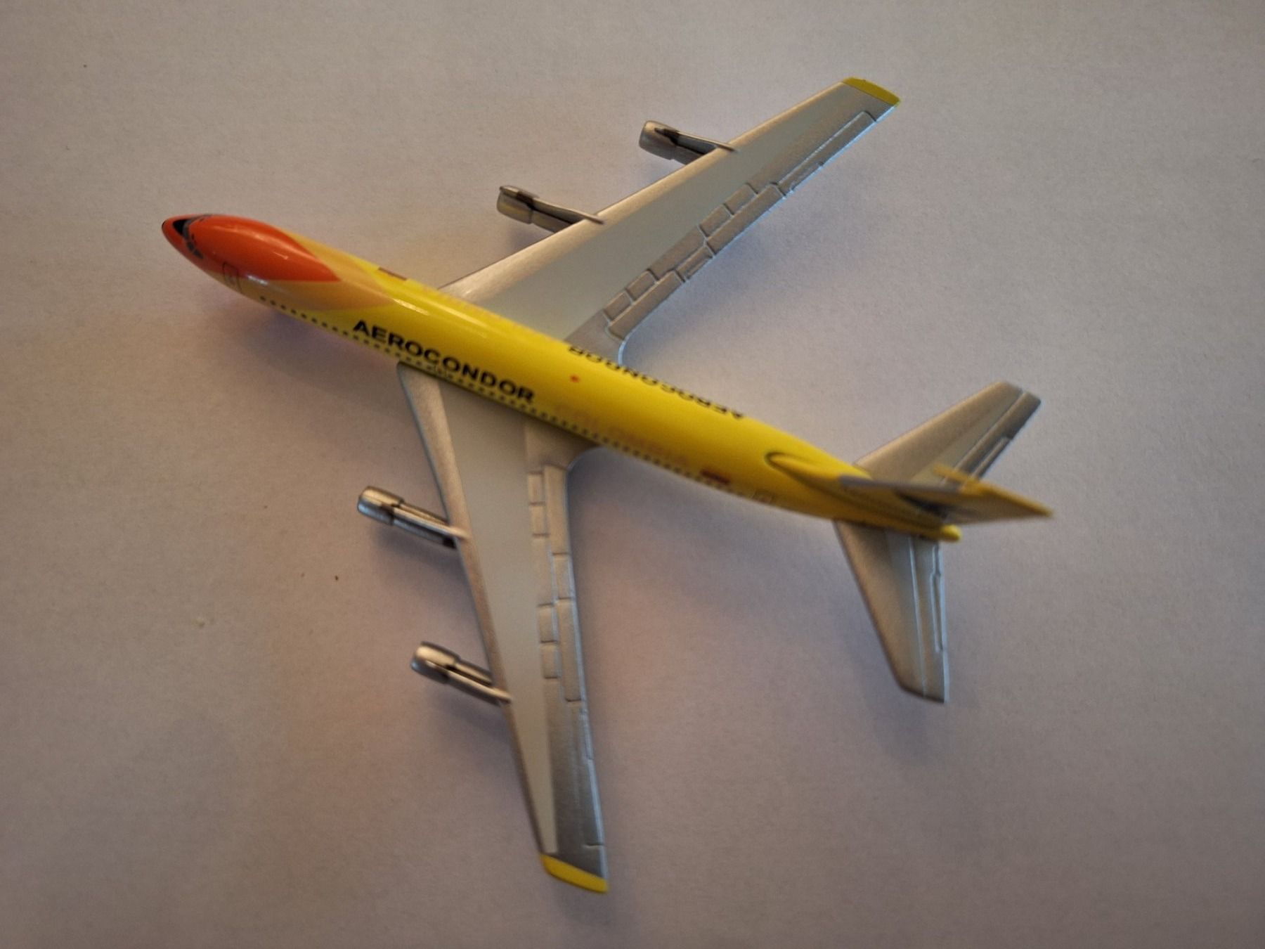 Boeing Kit di modellismo & Modellini statici: AeroCondor Colombia Boeing720 1:400 – Usato da Sargans venduto da nicsam1815 1