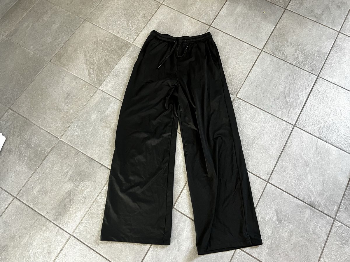 Hosen: pantalone sportivo M – Neu (gemäss Beschreibung) aus Pregassona von beatricee0