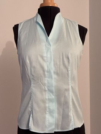 Ärmellose Kelchkragen-Bluse von Van Laack  Gr 40