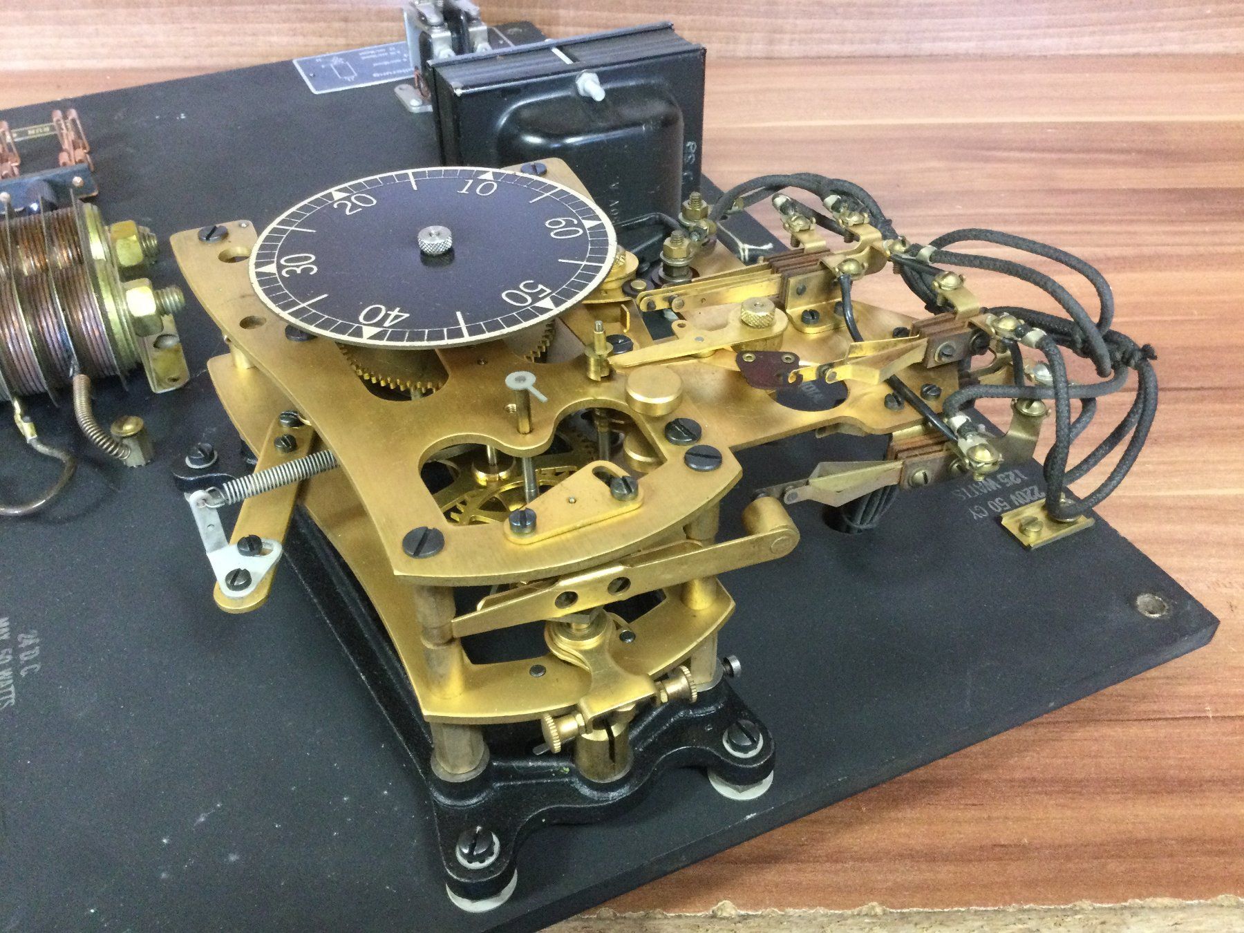Orologi da terra & Orologi da parete: Gebrauchte Mutter Uhr mit Pendel und Schaukasten Plexiglas – Usato da Wangen SZ venduto da kuriosum12 8