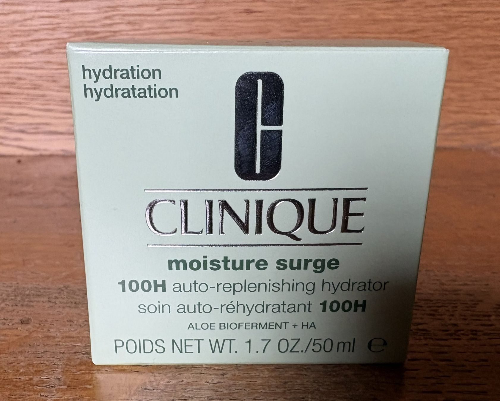 Clinique Cura del viso: Clinique Moisture Surge – Nuovo (secondo la descrizione) da Ebnat-Kappel venduto da pourlemerite