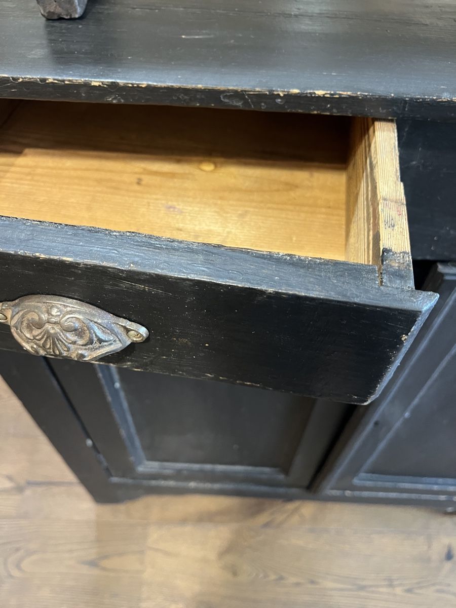 Cassettiere: Kommode Sideboard Anrichte schwarz mit Schubladen – Usato da Sirnach venduto da dasrosahaus 3