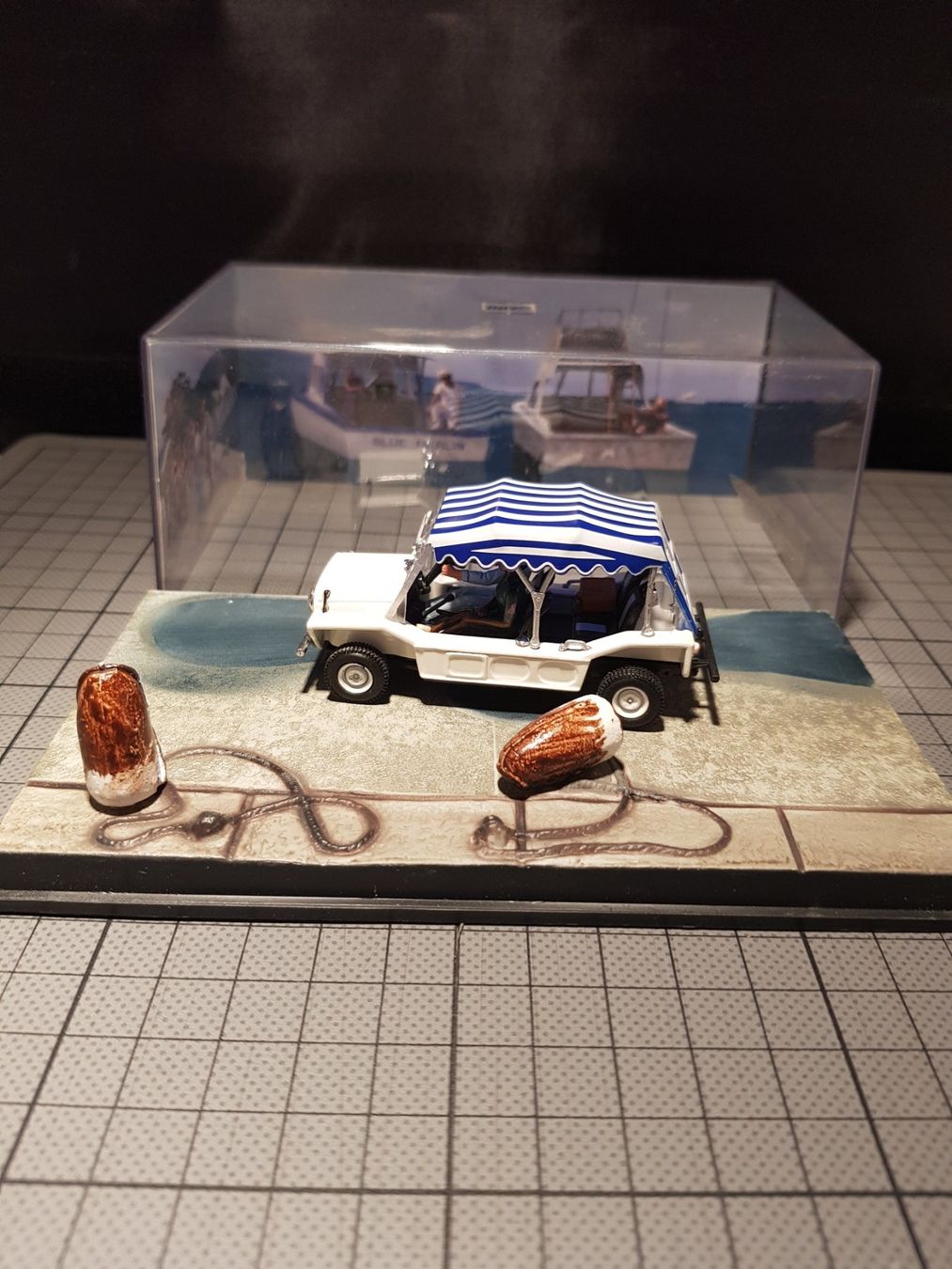 Modellini d'auto: Mini Moke - Live and Die - 007 James Bond – Usato da Chézard-St-Martin venduto da AlPat-Collections