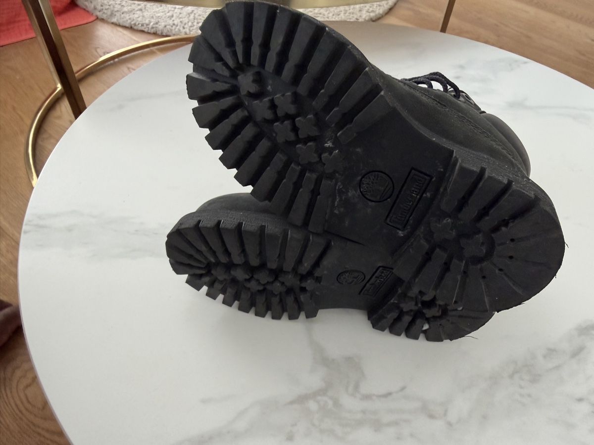 Timberland Chaussures garçon: Timberlands 25.5 – D'occasion à Bad Ragaz par asi_dq2k 2