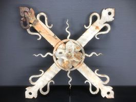 Tolles Kreuz, Schmiedeeisen, antik, mit Patina