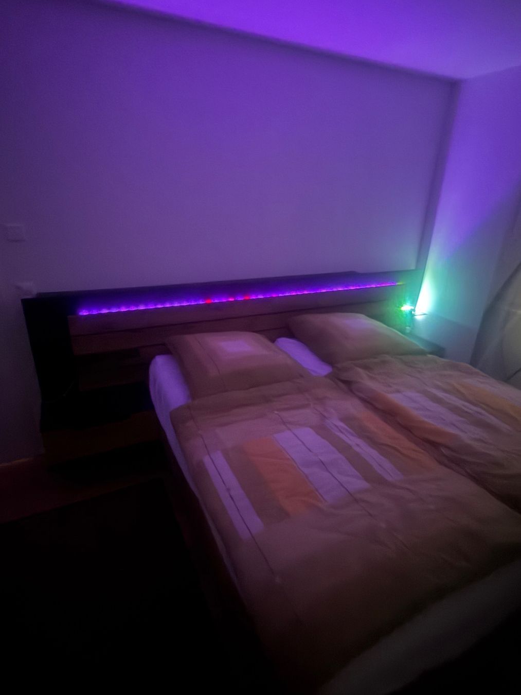 Letti: Schlafzimmer – Nuovo (secondo la descrizione) da Kaisten venduto da sir_2js8 2
