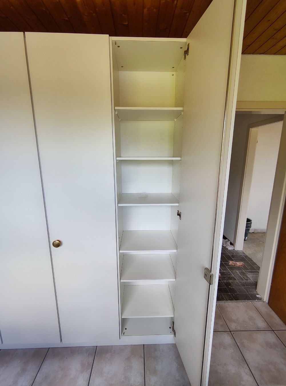 Armadi: Grosser praktischer Schrank – Usato da Rüti ZH venduto da 11120 1