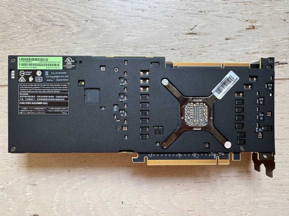 AMD Radeon Instinct MI50 32GB S/N: 692104005819(Gebraucht) (Gebraucht ...