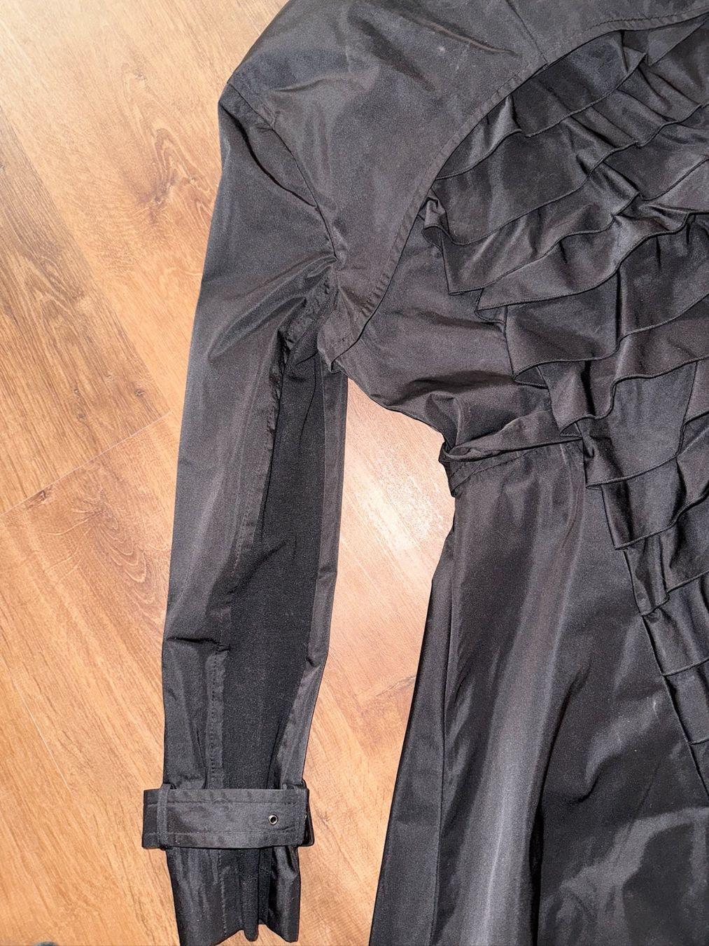 Giacche: BCBGMAXAZRIA trench coat - L – Usato da St-Sulpice VD venduto da juhdu 5