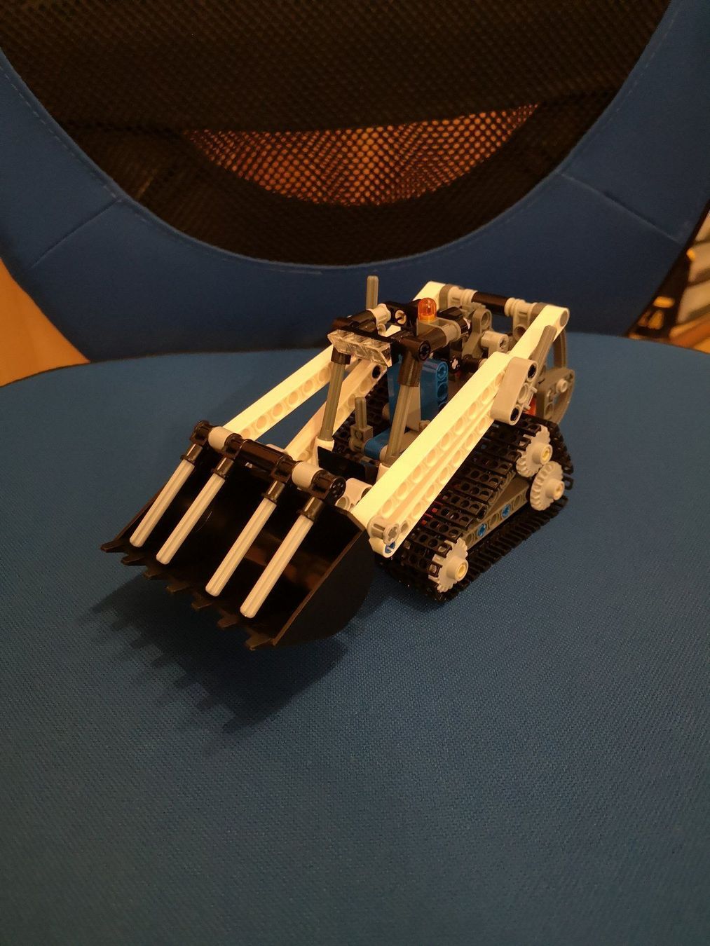 Lego Kit di costruzioni: Lego 42032 Compact Tracked Loader – Usato da Bremgarten AG venduto da Davidiusi