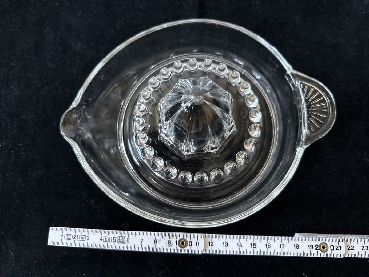 Elettrodomestici da cucina: Grosse Zitrone-Presse aus Glas YUATI – Usato da Zürich venduto da Chaeffeler 2