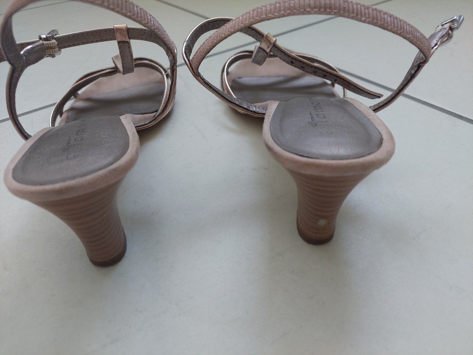 Tamaris Scarpe da donna: Elegante Sandalen – Usato da Arbon venduto da sonnenstrahlung