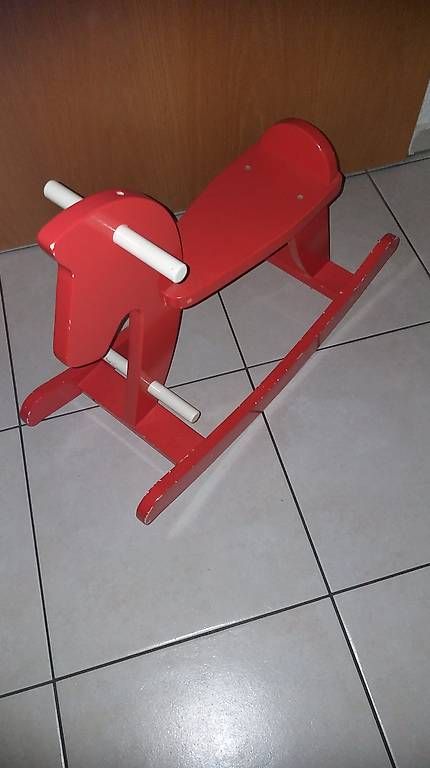 Giocattoli: Holz-Schaukelpferd – Usato da Wangen ZH venduto da oky-doky