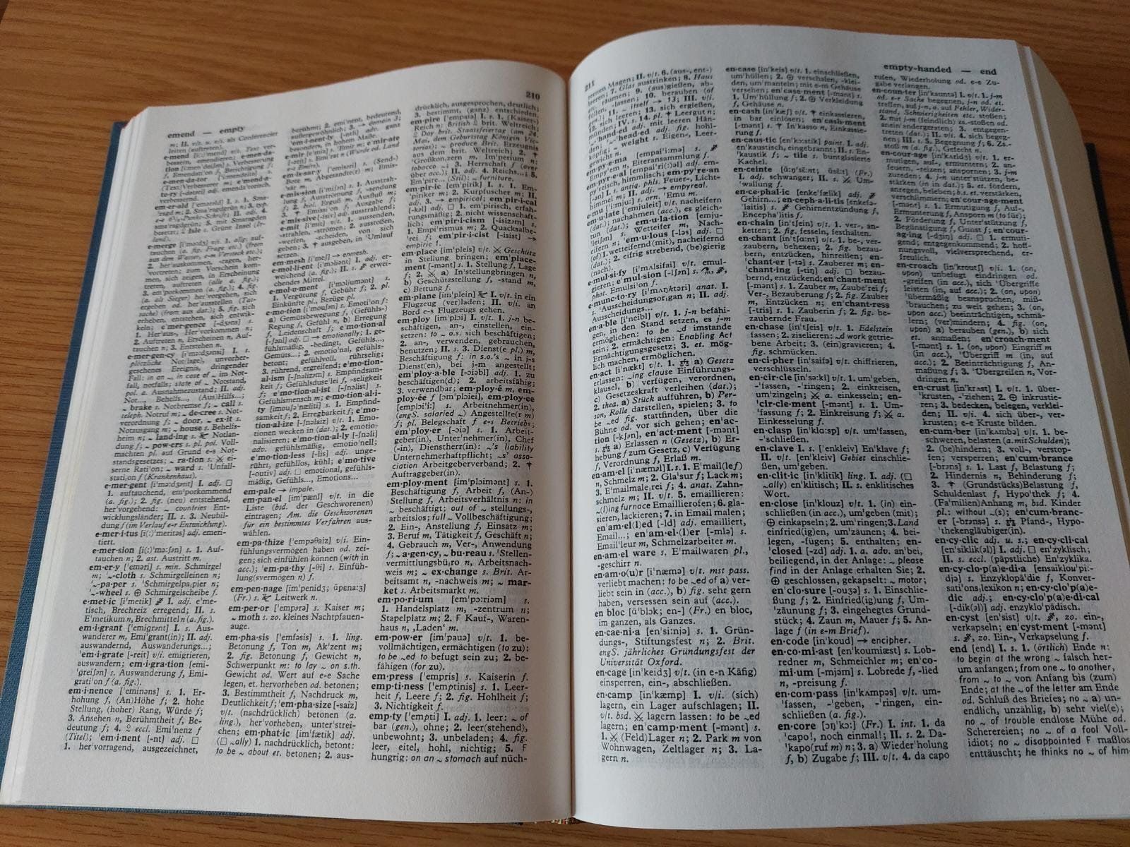 Bücher: Langenscheidt. Handwörterbuch Englisch – Gebraucht aus Urtenen-Schönbühl von Kahru 6