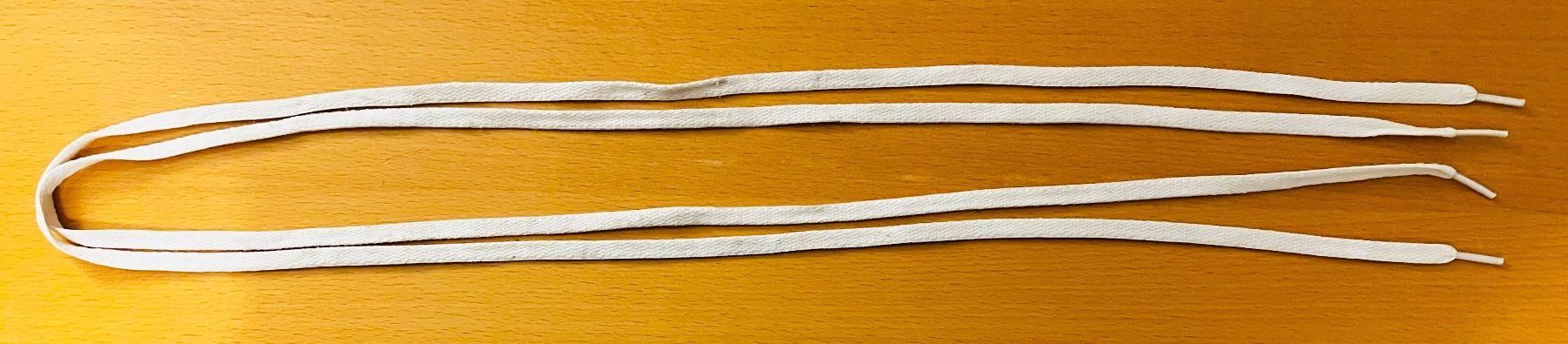 Altro in  Abbigliamento & Accessori: Schnürsenkel weiss – Usato da Endingen venduto da chocosweet