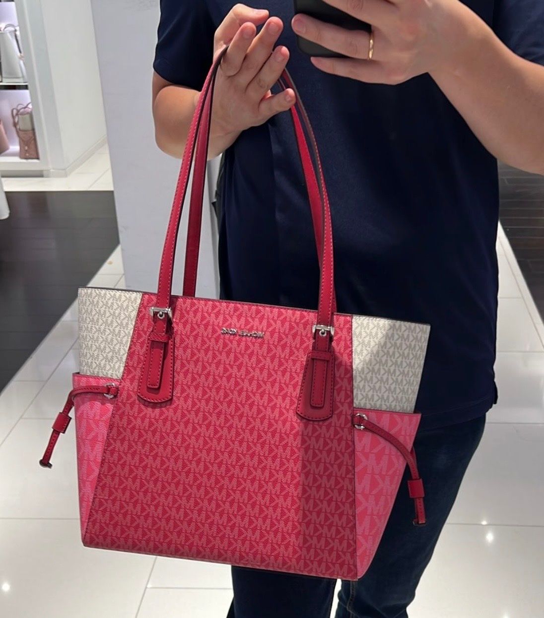 Michael Kors Borse da donna: Michael Kors Tasche dark rashpberry multi – Nuovo e nell'imballaggio originale da Wiedlisbach venduto da Sistershop