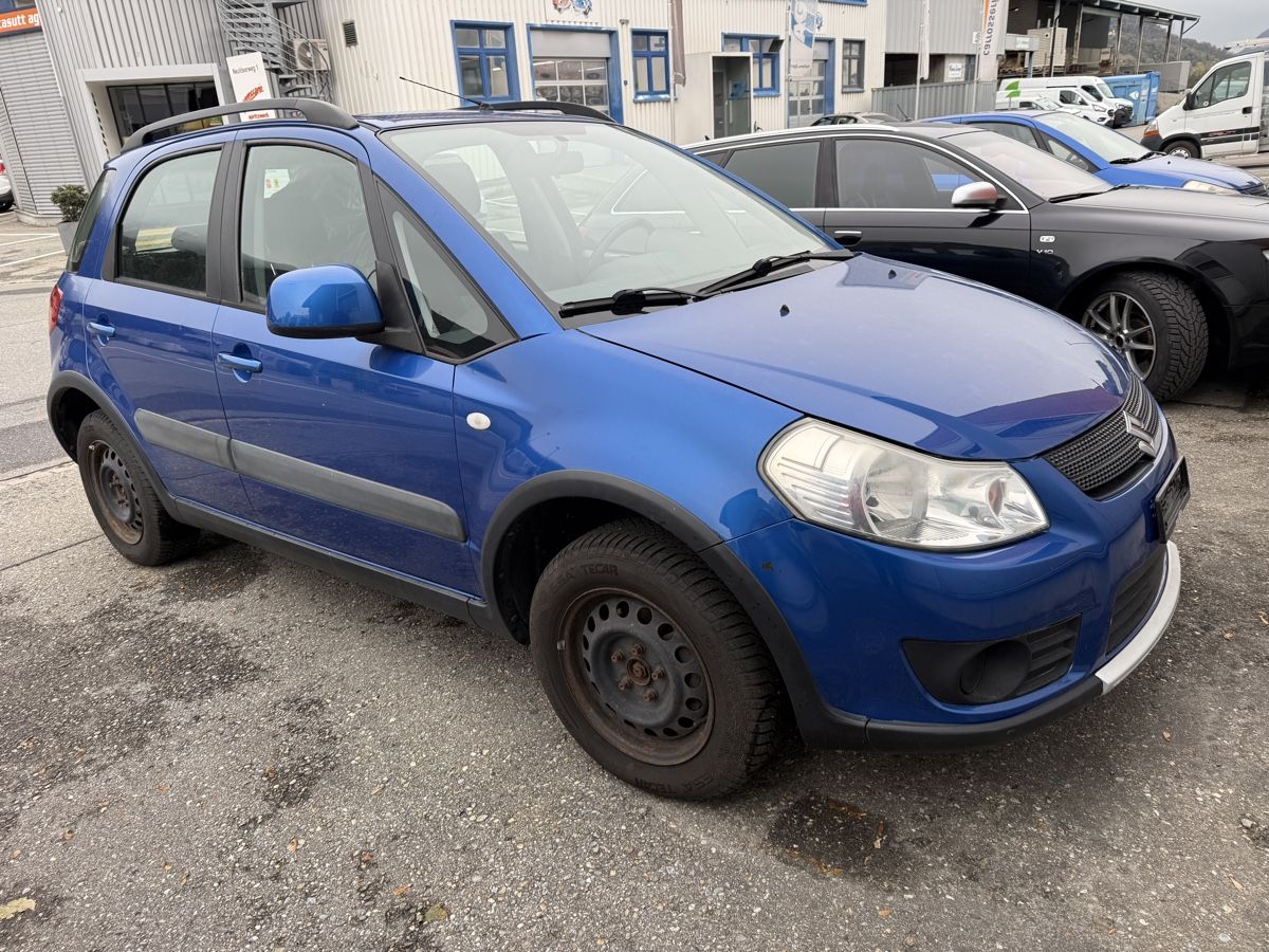 Suzuki Autos: Suzuki sx4 4x4 – D'occasion à Domat/Ems par Opmofe 3