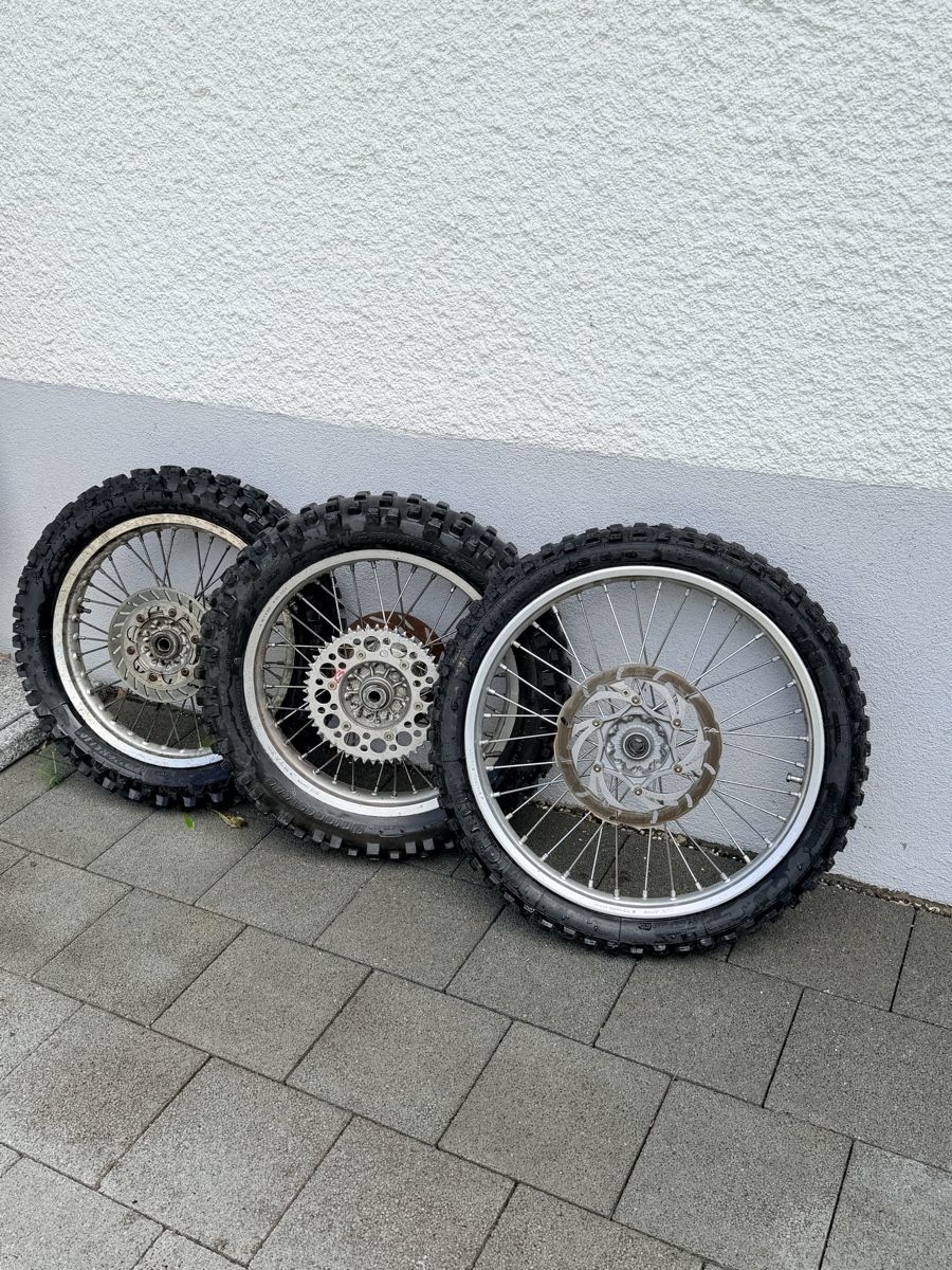 Alle Motorradersatzteile: Enduro Rad-Satz ab 1.- – Gebraucht aus Steffisburg von Pascalino77