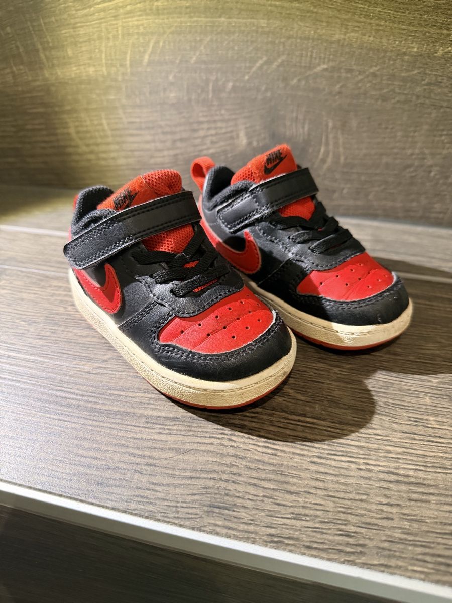 Nike Schuhe für Jungen: Nike nr.22 – Gebraucht aus Sigirino von RamonaLamboo