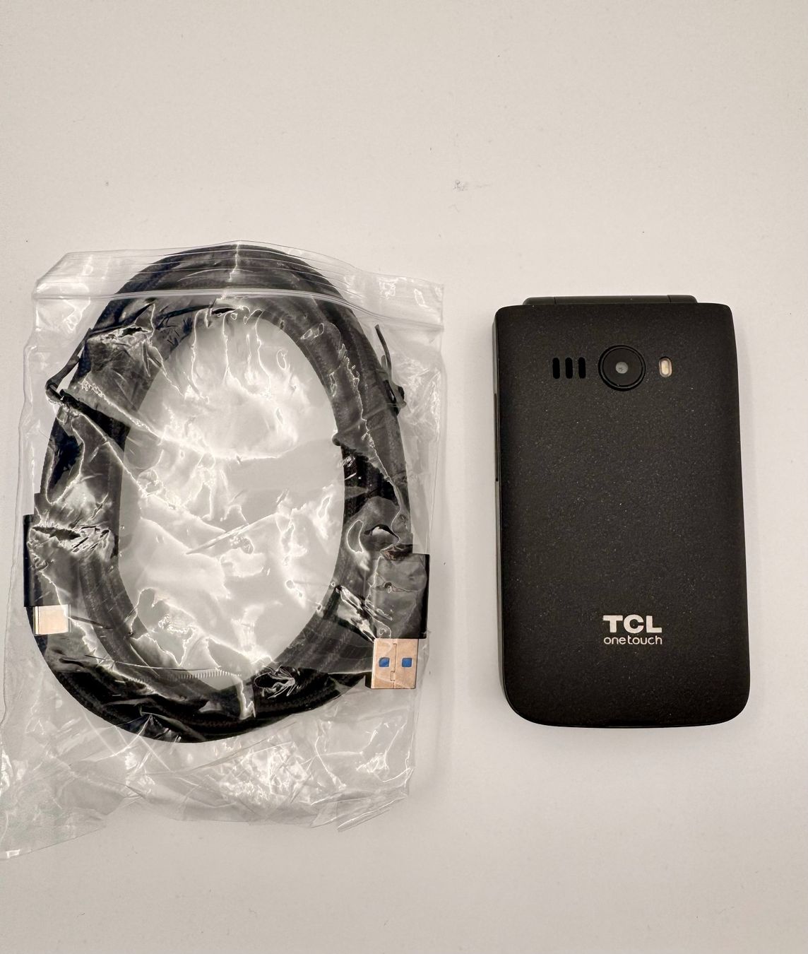 Handys / Smartphones: TCL Onetouch 4G Tasten-Klapphandy – Gebraucht aus Hermetschwil-Staffeln von Mobile2013 7