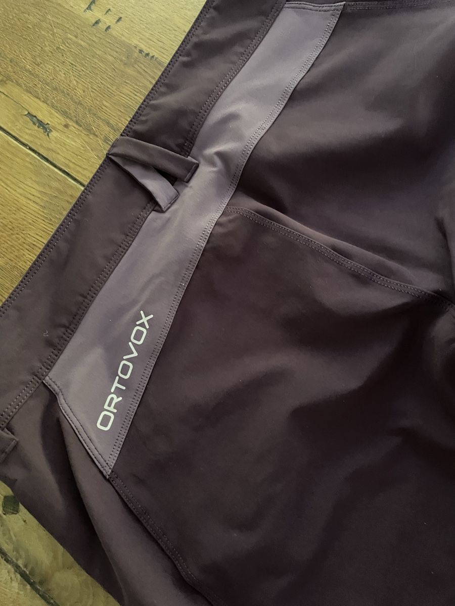 Ortovox Hosen: Pantalon ORTOVOX  taille M violet comme  neuf – Neu (gemäss Beschreibung) aus Marin-Epagnier von sachaechinta 5