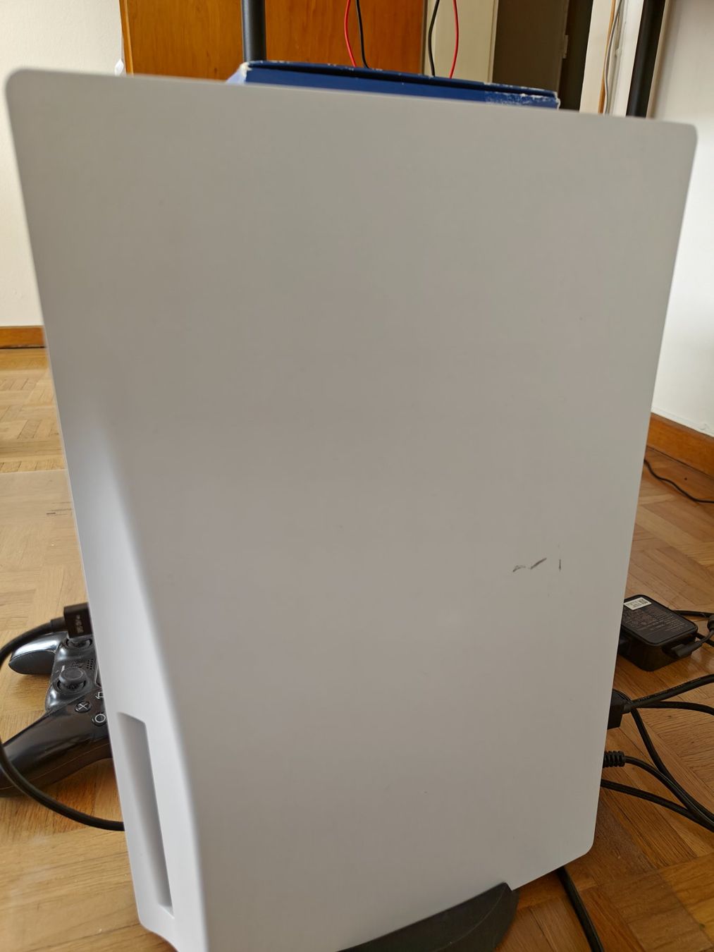 Sony Console: Playstation 5 Disc Edition – Usato da Basel venduto da bet_dfq8 1
