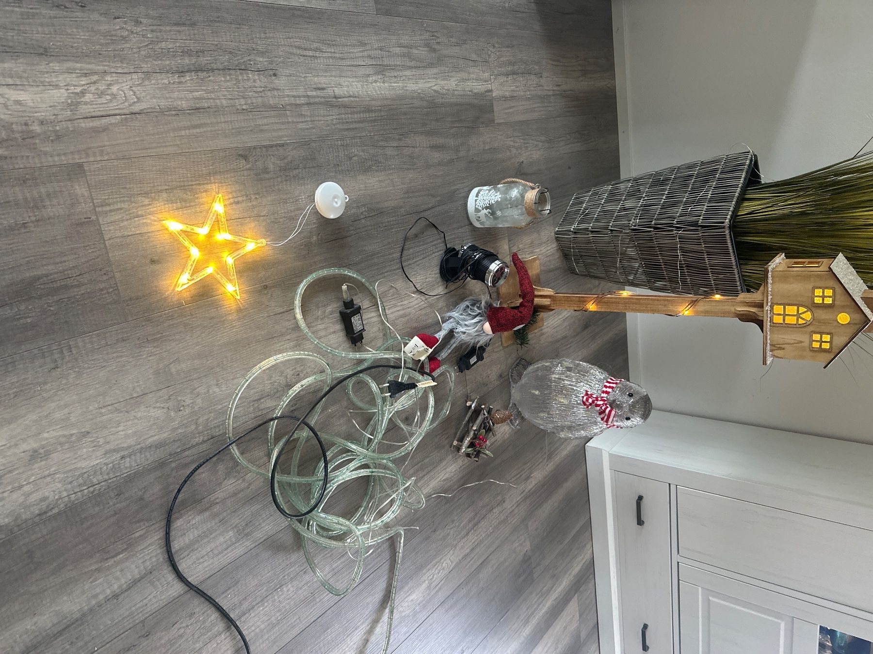 Tutte le decorazioni: Weihnachtsdekoration. – Usato da Gachnang venduto da tsc_5kvc 3